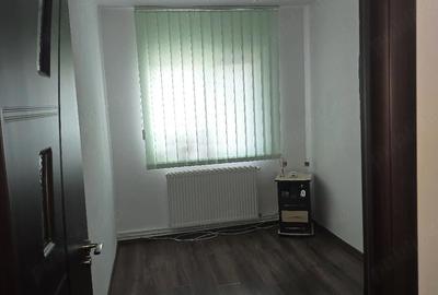 Apartament cu 3 camere decomandat în Lipovei - 7