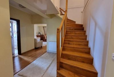 Apartament cu 3 camere decomandat în Semicentral