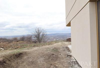 Casă cu 4 camere cu Canalizare în Central - 16