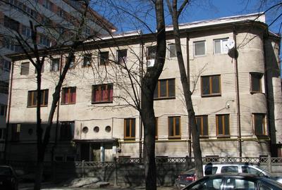 9 camere, Bd. Ferdinand, lângă metrou Iancului. Direct proprietar, fără comision - 2