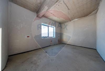 Duplex cu 4 camere cu Teren 175 Mp în Tărlungeni - 15