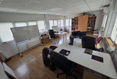 Casa la curte individuala Sector 4 (M Eroii Revolutiei) - 7