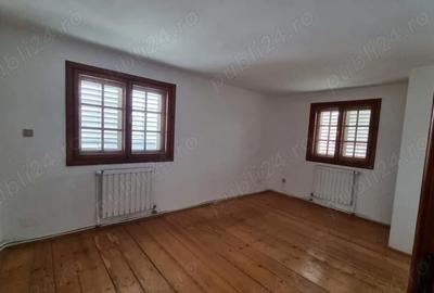 Casă cu Teren 570 Mp în Blașcovici - 2