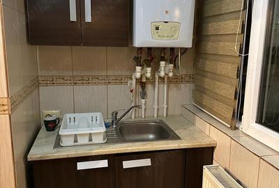 Apartament cu 4 camere decomandat în Găvana - 6
