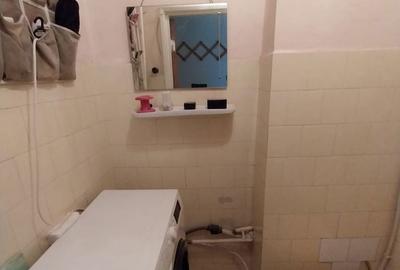 Apartament cu 3 camere semidecomandat în Central - 1