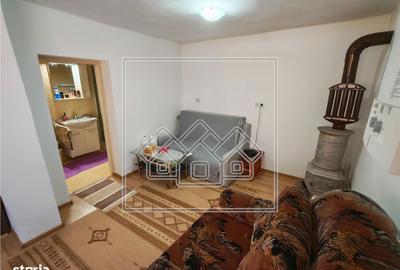 Casă cu 4 camere cu Teren 540 Mp în Șura Mare - 11