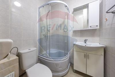 Apartament cu 4 camere semidecomandat, mobilat în Răcădău - 12