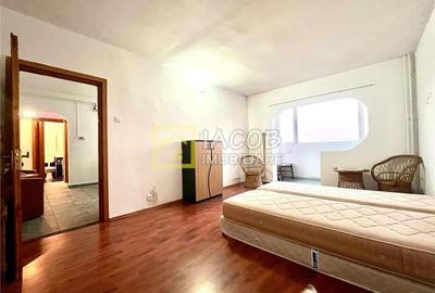 Apartament decomandat, 2 camere, etaj 3, str. Milcov , Bacau - 6