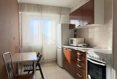 Apartament cu 2 camere decomandat în Casa de Cultură - 8