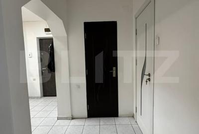 Apartament de vanzare, cu 2 camere, 57 mp, decomandat, zona Balcescu - 12