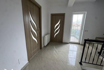 Casă cu Teren 400 Mp în Central - 9