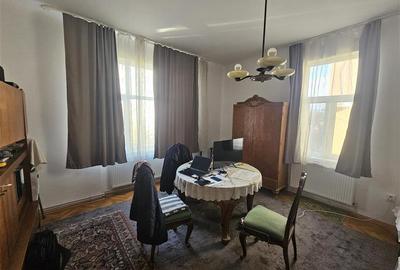 Casă individuală cu 5 camere cu Canalizare în Andrei Mureșanu - 3