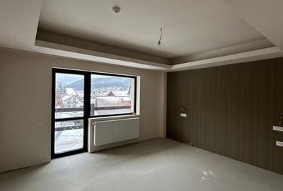 Vilă deosebită cu vedere panoramică la Munții Bucegi – Bușteni, str. Crinului - 10