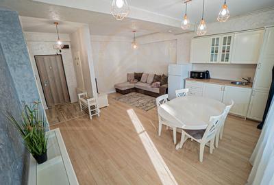 Mamaia Butoaie - Super Investitie - 3 Apartamente pe Acelasi Etaj -Vedere la Lac - 3