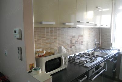 Apartament cu 2 camere decomandat în Precista - 3