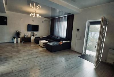 Mamaia Nord vila P+E+M 5 camere