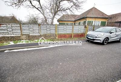 Casă individuală cu 3 camere cu Canalizare în Central - 2