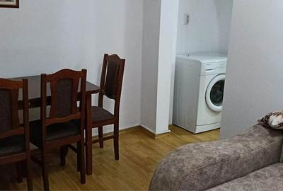 Apartament cu 2 camere în Micro 20 - 1