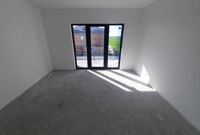 FARA COMISION casa 5 camere 3 bai 2 placi P+1+pod incalzire pardos canal apa - 33