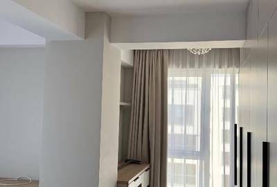 Vand apartament  3 camere - 8
