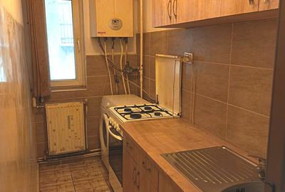 Garsonieră decomandată, mobilată în Sud - 1