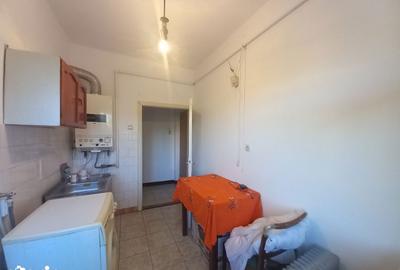 Apartament cu 2 camere nedecomandat în Central - 2