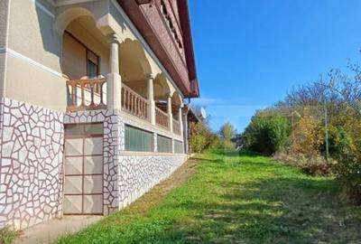 Casa renovabila cu 11508 mp teren, in Copaceni - 2