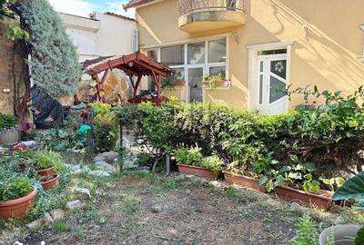 Casă cu 5 camere cu Teren 241 Mp în Ultracentral