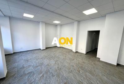 Spațiu Comercial, Trafic Pietonal, Complet Renovat - 3