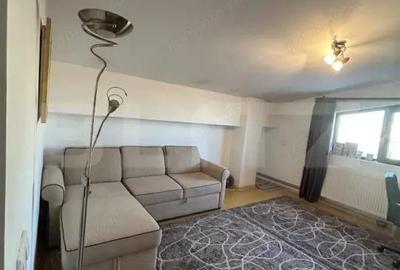 Apartament cu 2 camere semidecomandat, mobilat în 1 Mai - 7