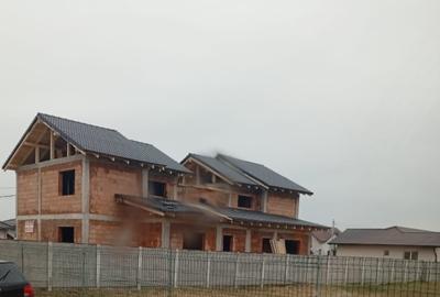 Duplex cu 3 camere cu Canalizare în Moșnița Nouă - 8