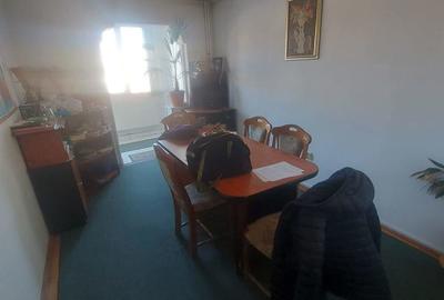 Birou sau apartament de locuitcu trei camere ultracentral cu un view de invidiat - 10