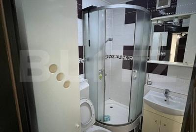 Apartament 3 camere decomandat, 73 mp - zona 9 Mai - 9