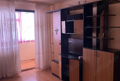 Vand apartament 3 camere Slobozia, Jud. Ialomita, zona Casa Verde - 4