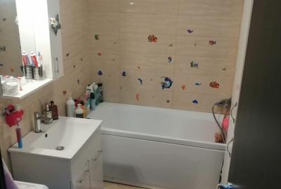 Apartament cu 2 camere decomandat în Tractorul - 6