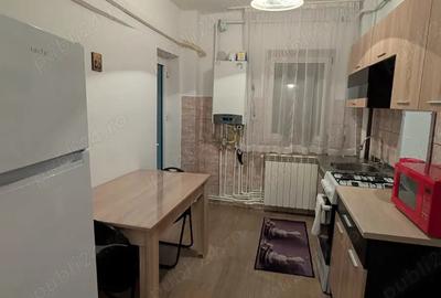 Inchiriez apartament 2 camere decomandat - 3