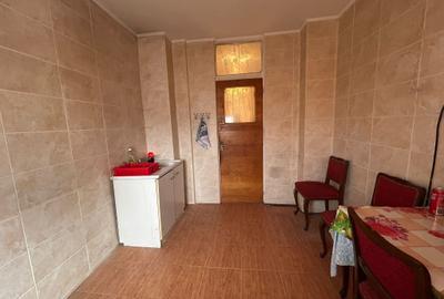 B-dul Ghencea str. Costantin Titel Petrescu nr 3, aproape de parc,metrou - 5