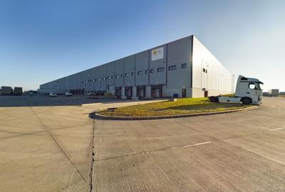 Spațiu industrial, de 8,000 mp, în Aeroport - 1