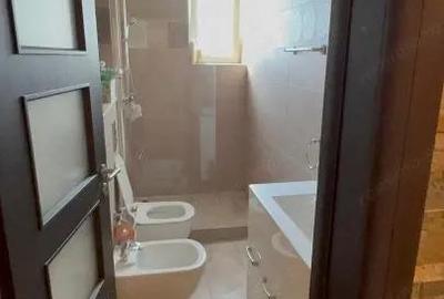 Apartament 2 camere, Ultracentral, Mobilat ?i Utilat - 1