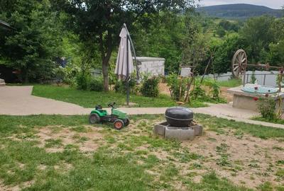 Casă cu 3 camere în Mărgineni - 1