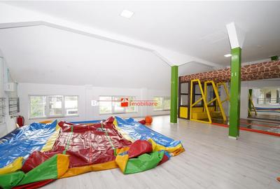 Cladire multifunctionala cu piscina premium in centru... - 2