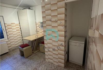 Apartament cu 2 camere decomandat în Florilor - 7