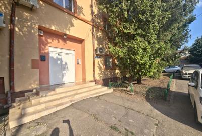 Birou, de 741 mp, în Faleza Nord