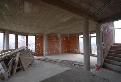 Casă individuală cu 7 camere cu Canalizare în Rontău - 17