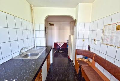 Apartament cu 2 camere decomandat în Traian - 10