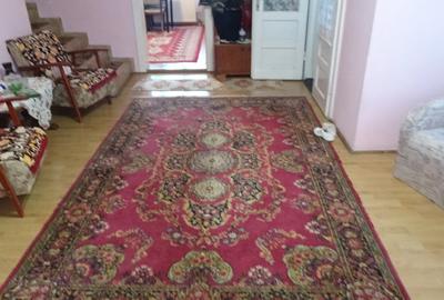 Casă cu 5 camere cu Teren 726 Mp în Ceangăi - 2