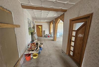 Resita, Apartament la vila, Calea Timisoarei - 5