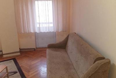 Apartament cu 3 camere semidecomandat în Aradului - 6