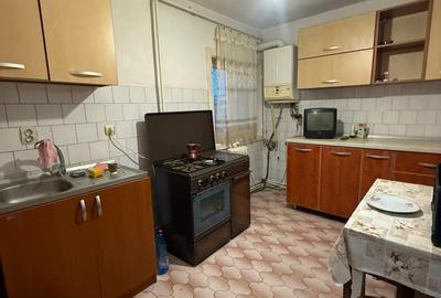 Apartament spațios cu 4 camere – Strada Aurora (lângă Finanțe), etaj 2/4 - 14