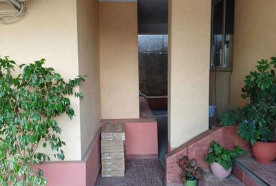 Casă cu 4 camere în Exterior Vest - 5